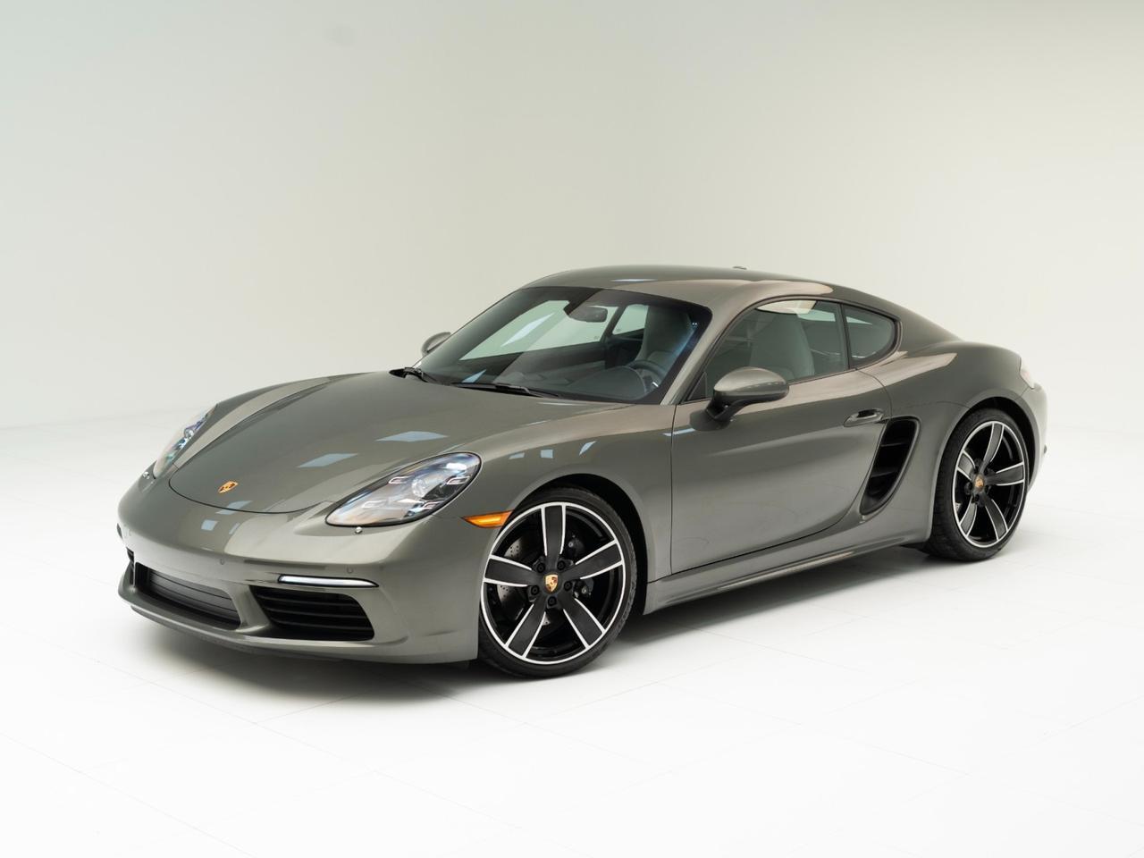 2025 Porsche 718 Cayman Style Edition