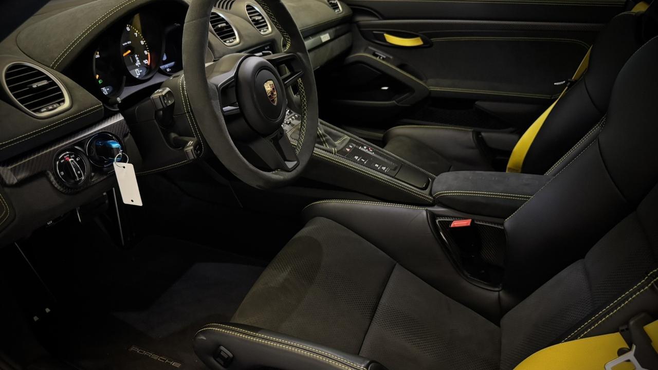 2025 Porsche 718 Spyder RS