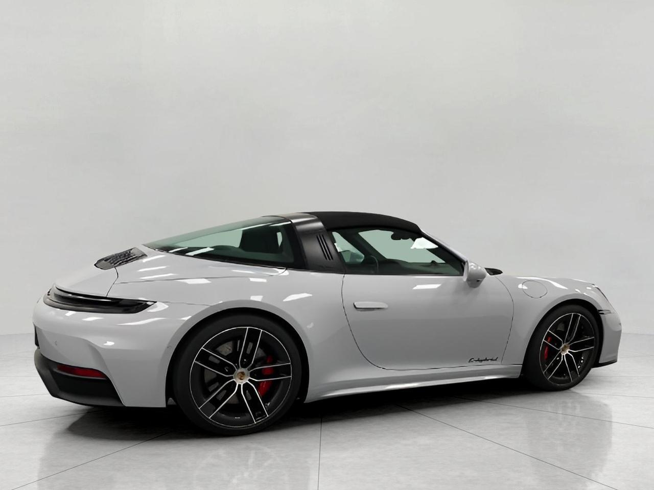 2025 Porsche 911 4 GTS Appleton WI