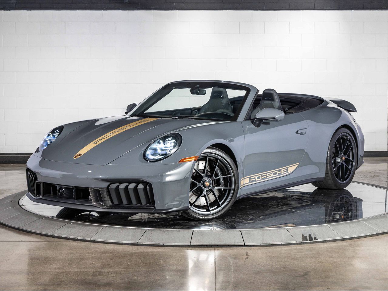 2025 Porsche 911 Carrera 4 GTS Cabriolet Santa Clarita CA