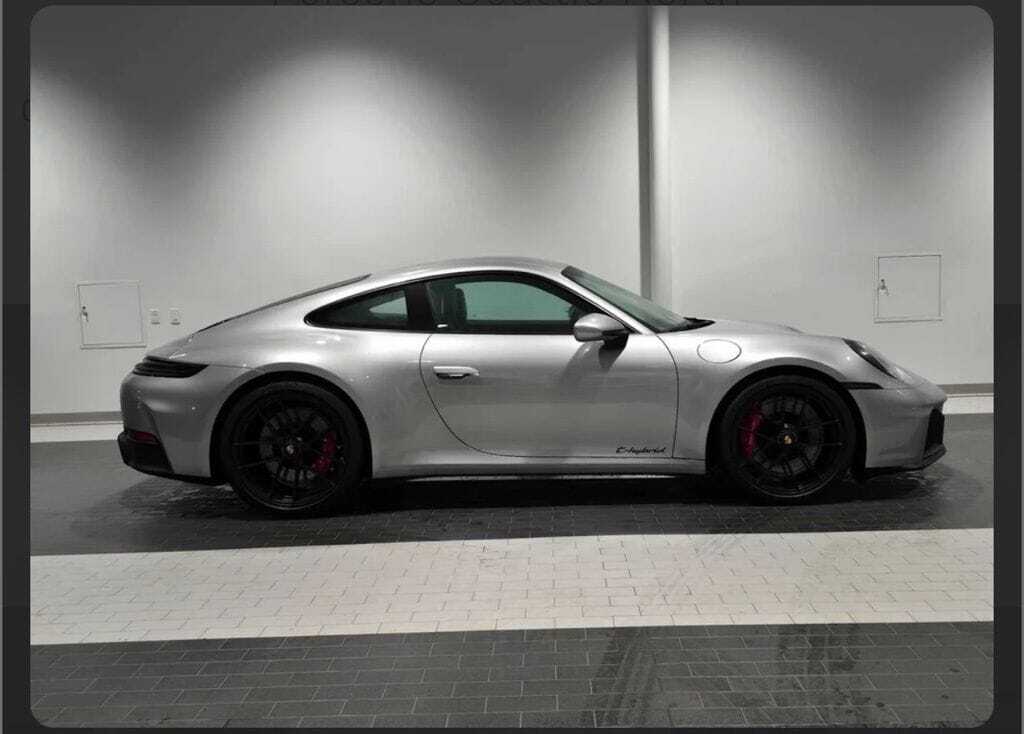2025 Porsche 911 Carrera 4 GTS Orange MA