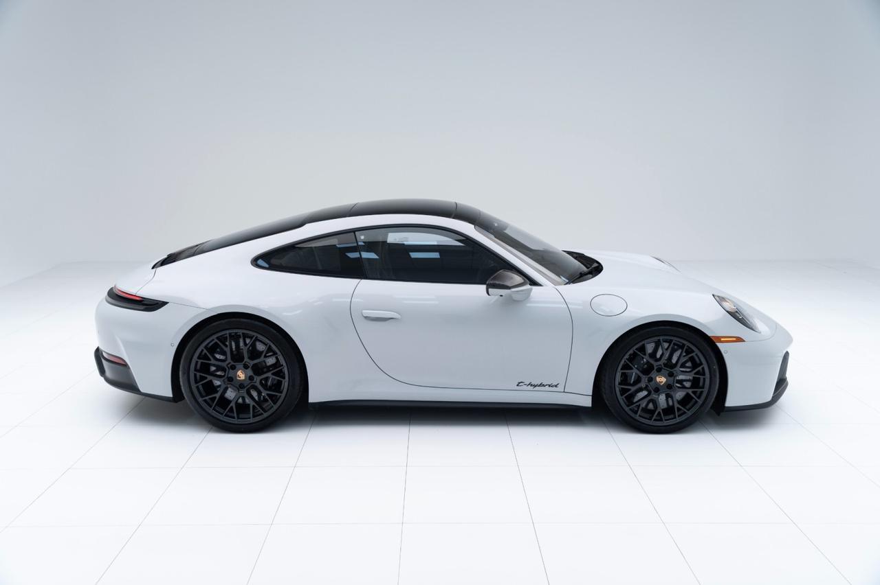 2025 Porsche 911 Carrera 4 GTS Pompano Beach FL