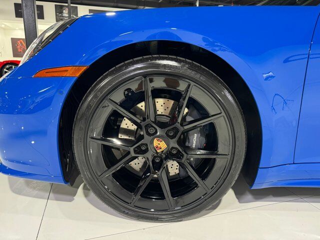 2025 Porsche 911 Carrera 992.2 FACELIFT!! Lugano Blue paint, Sport Chrono, PASM, sport exhaust, 360 cam & MUCH MORE!! Fort Lauderdale FL