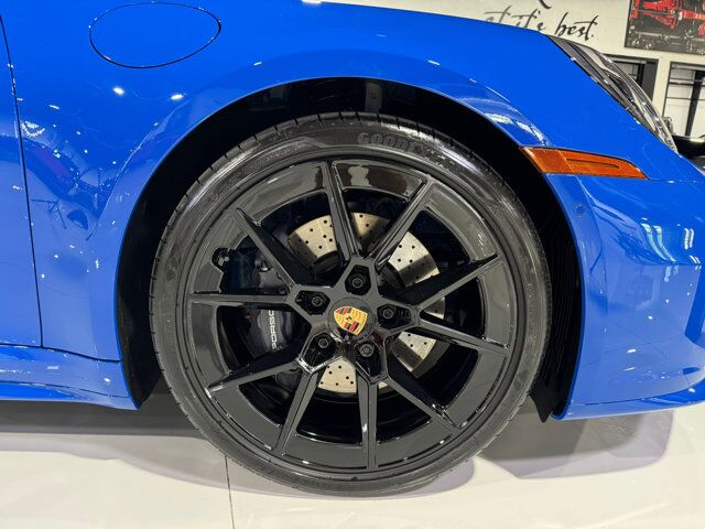 2025 Porsche 911 Carrera 992.2 FACELIFT!! Lugano Blue paint, Sport Chrono, PASM, sport exhaust, 360 cam & MUCH MORE!! Fort Lauderdale FL