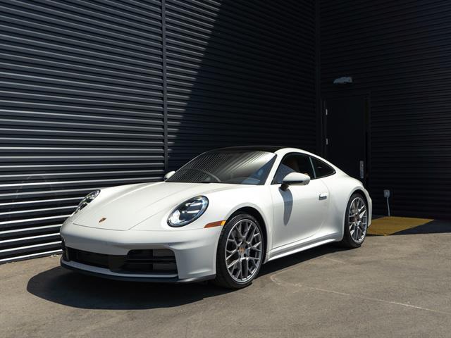 2025 Porsche 911 Carrera