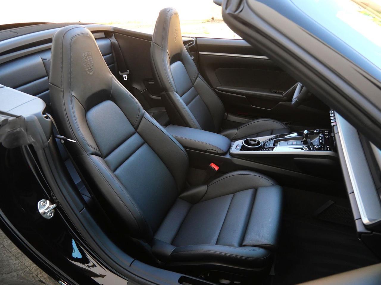 2025 Porsche 911 Carrera Carrera Lawrence KS