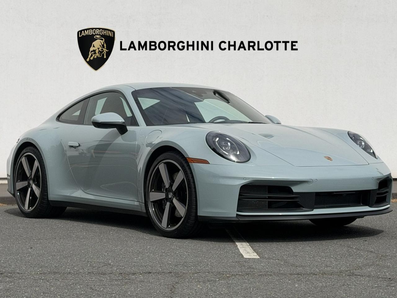 2025 Porsche 911 Carrera