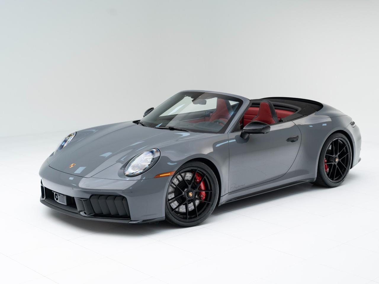 2025 Porsche 911 Carrera GTS Cabriolet