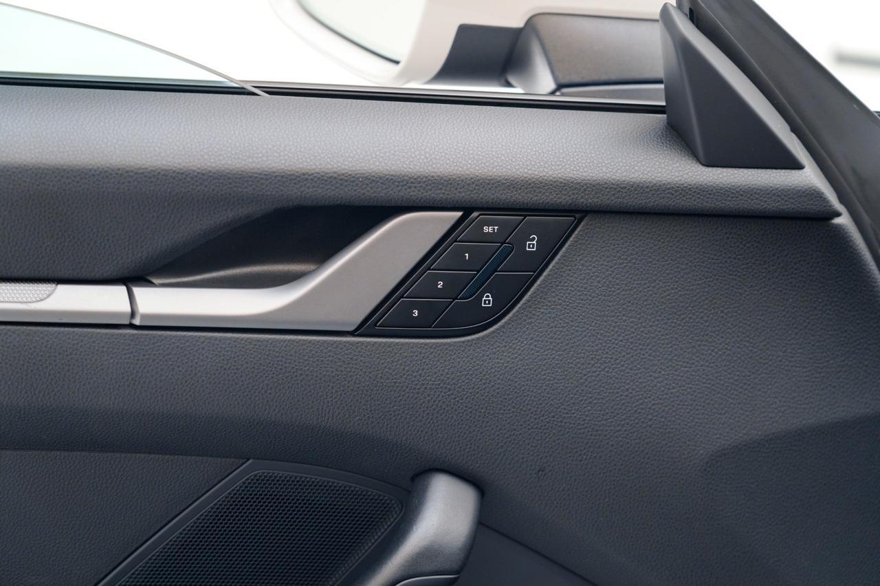 2025 Porsche 911 Carrera Pompano Beach FL