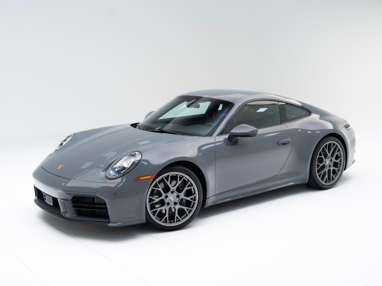 2025 Porsche 911 Carrera