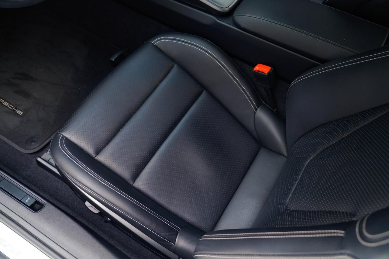 2025 Porsche 911 Carrera Pompano Beach FL