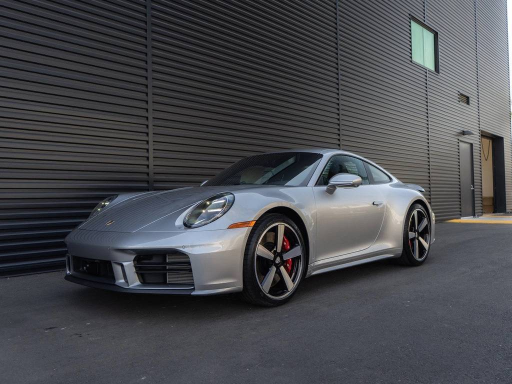 2025 Porsche 911 Carrera S