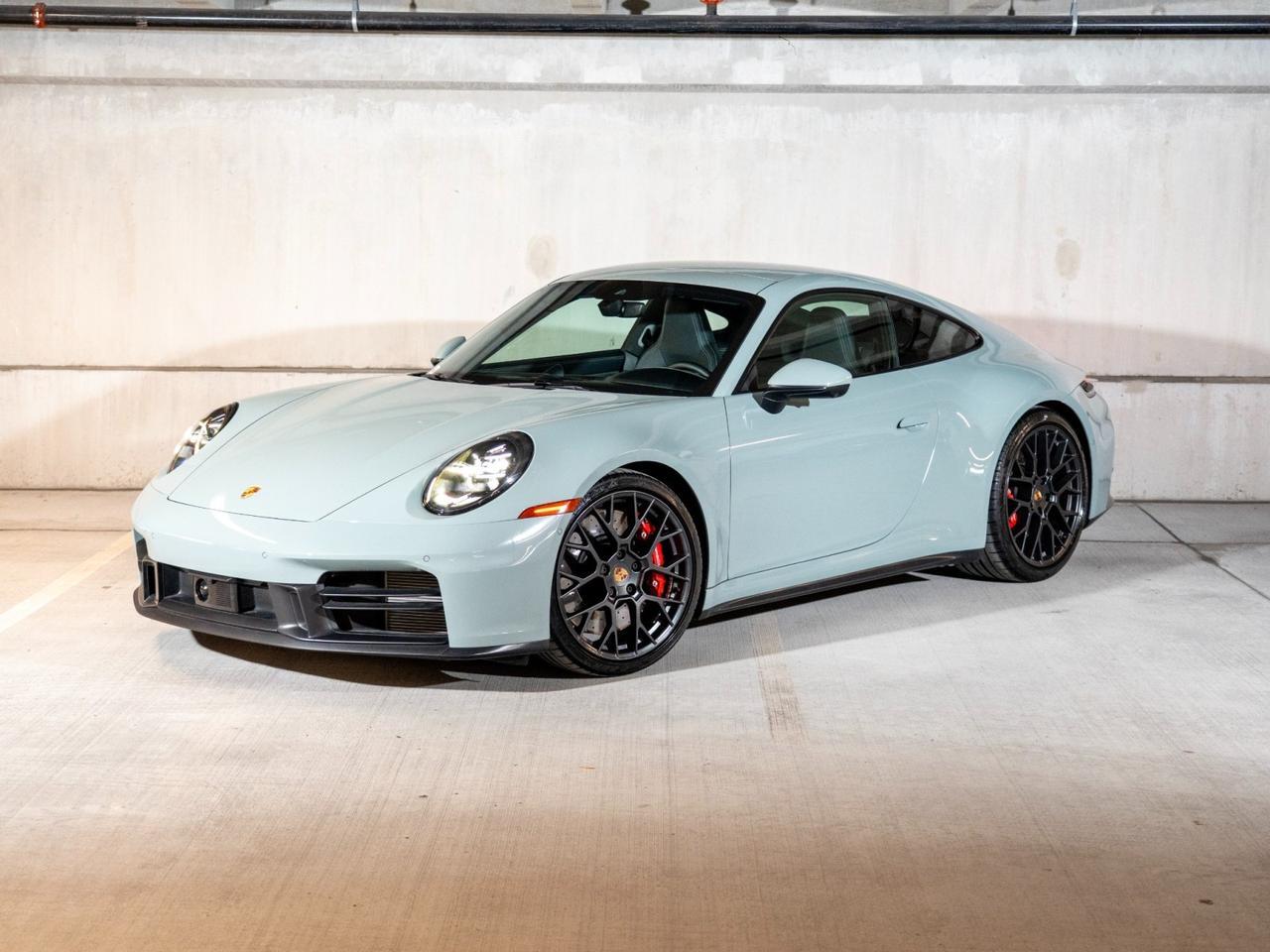 2025 Porsche 911