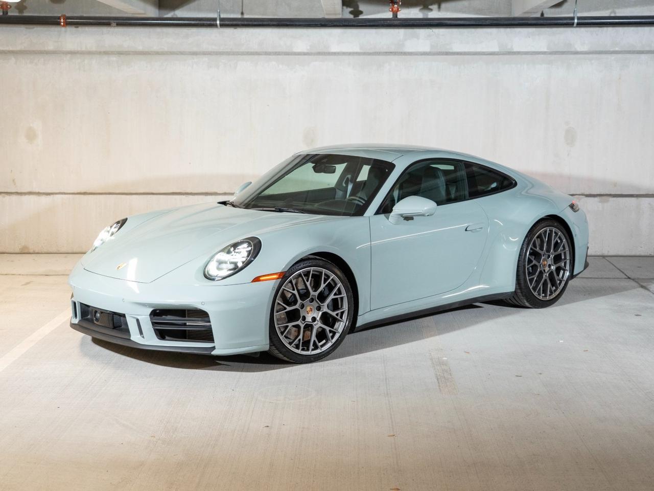 2025 Porsche 911