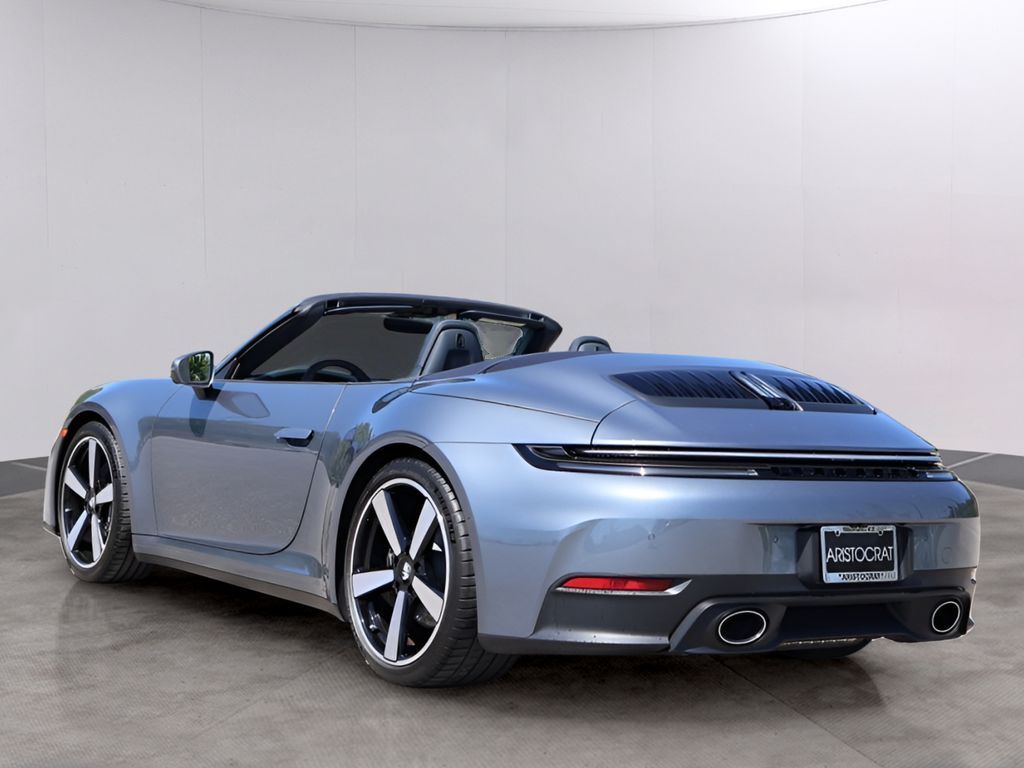 2025 Porsche 911 Carrera