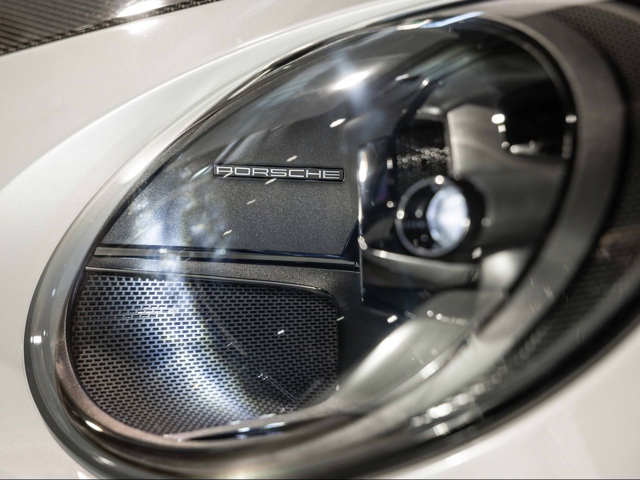 2025 Porsche 911 GT3 RS photo 46