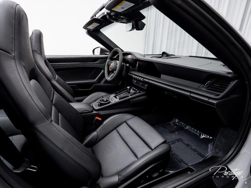 2025 Porsche 911 Targa 4 GTS North Miami Beach FL