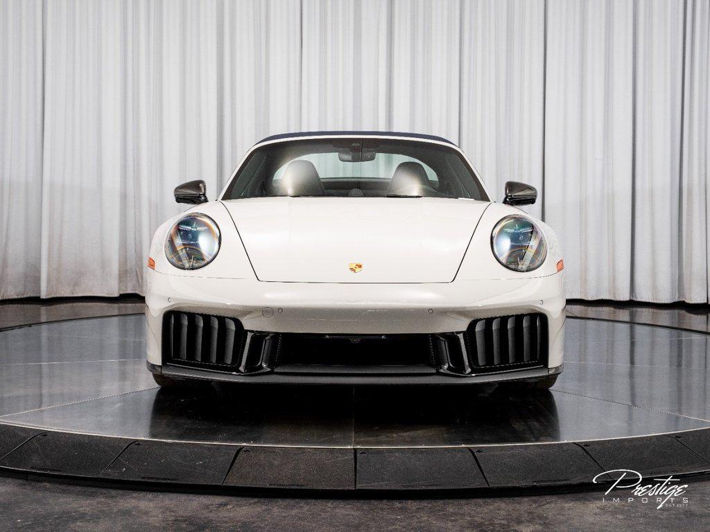 2025 Porsche 911 Targa 4 GTS