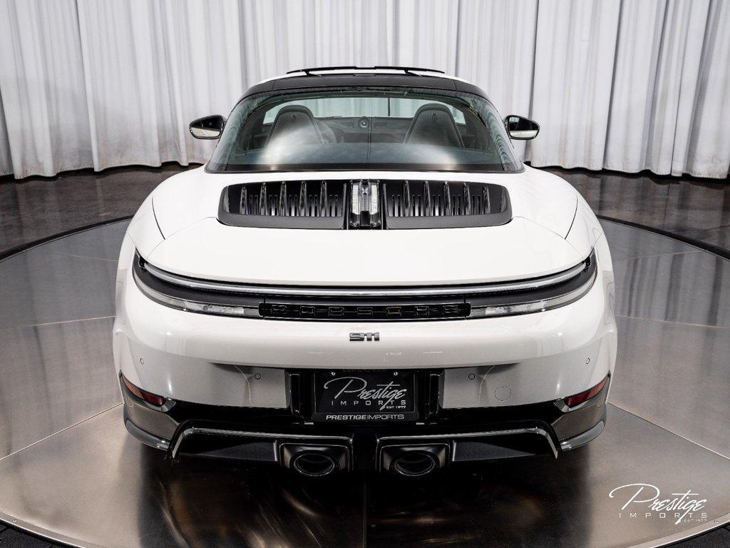 2025 Porsche 911 Targa 4 GTS North Miami Beach FL