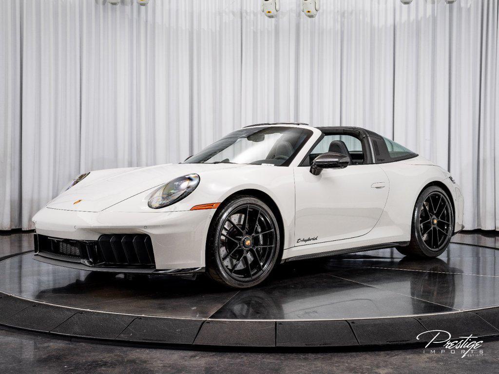 2025 Porsche 911 Targa 4 GTS North Miami Beach FL