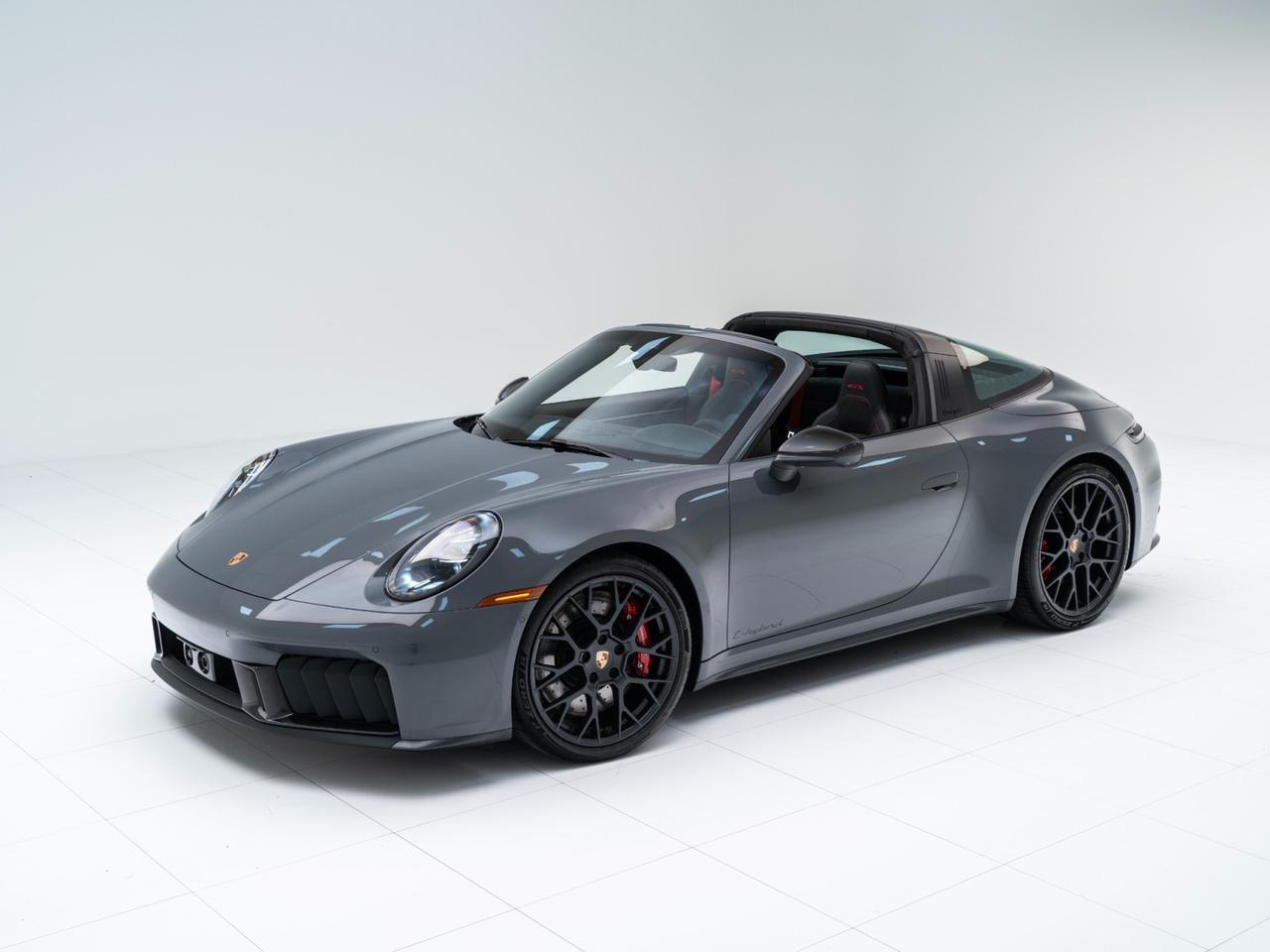 2025 Porsche 911 Targa 4 GTS
