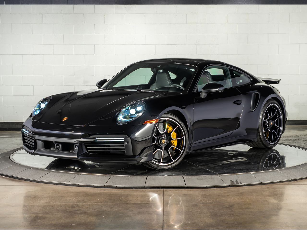 2025 Porsche 911 Turbo S Cabriolet