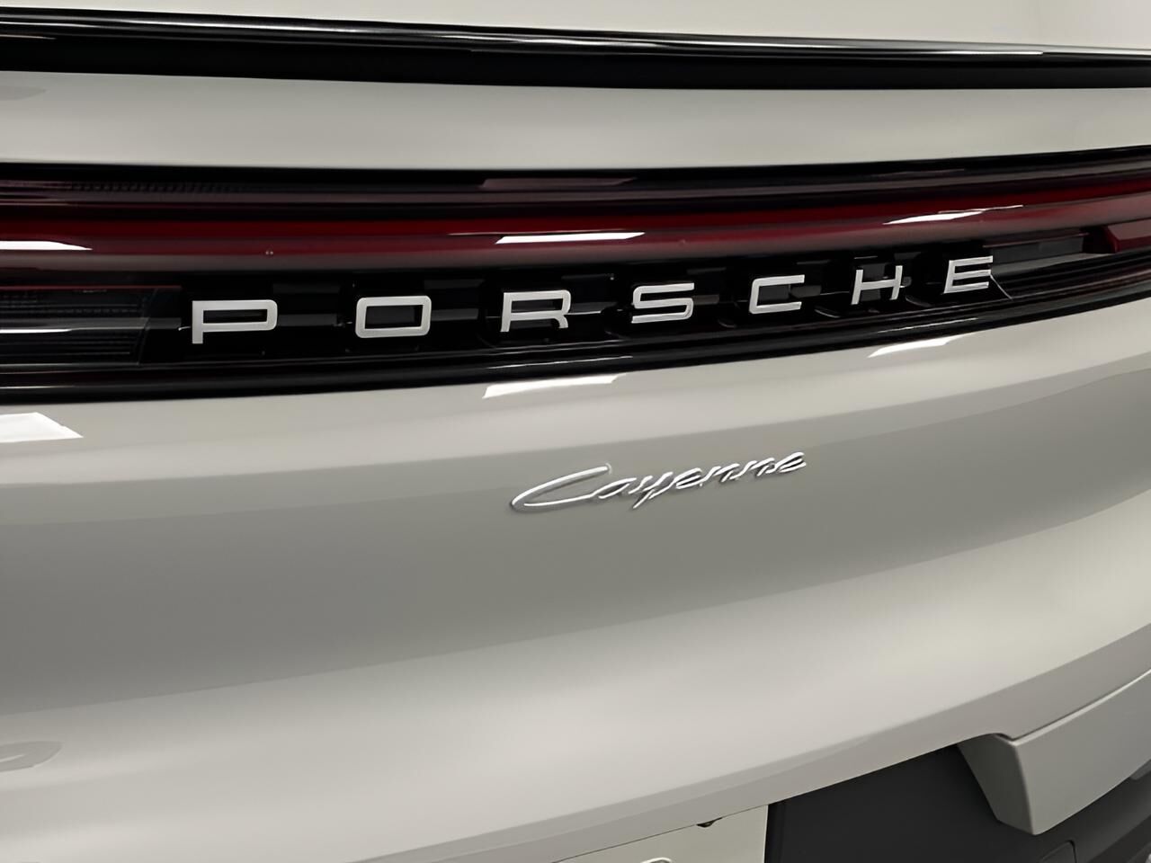 2025 Porsche Cayenne Appleton WI