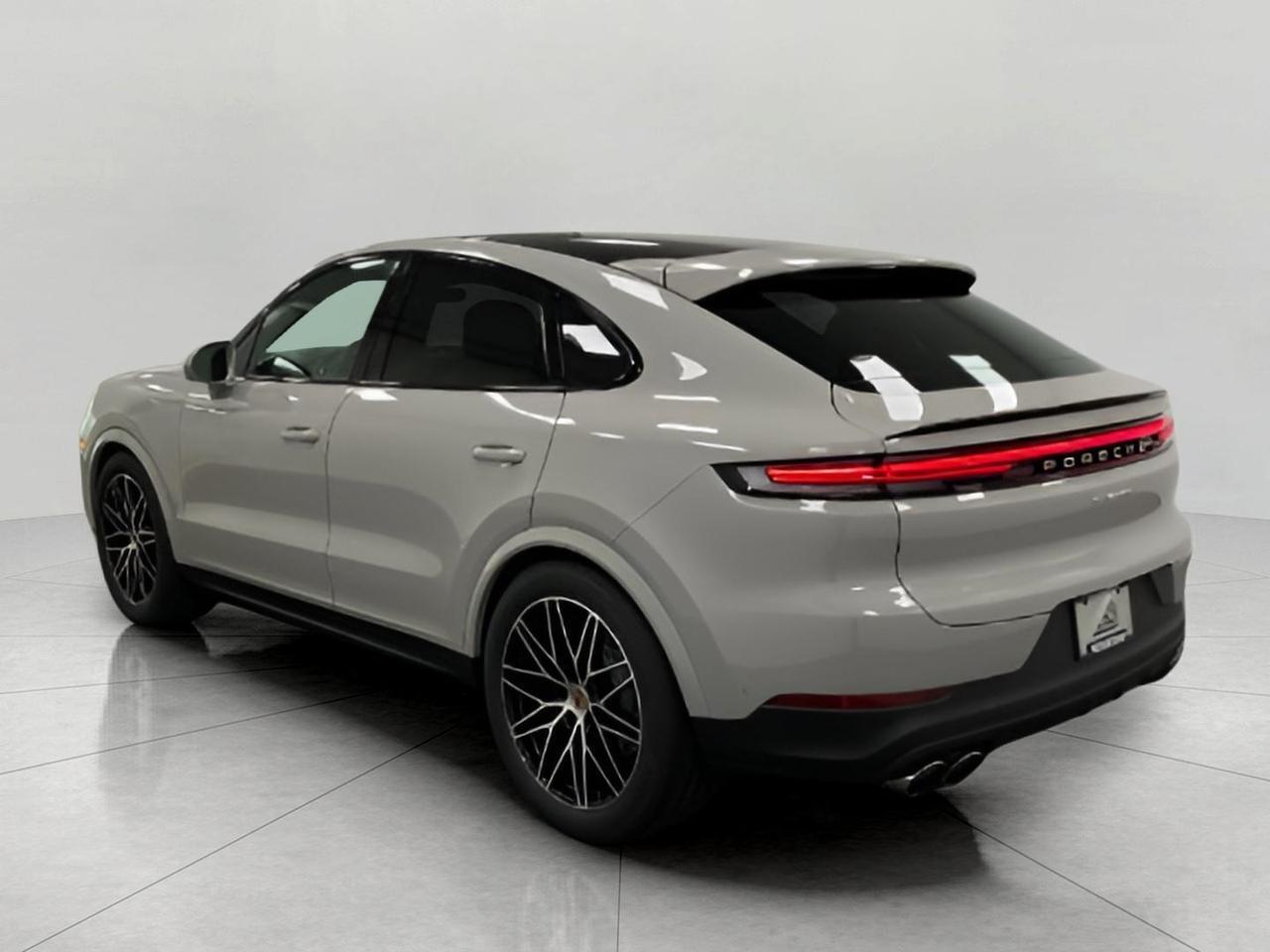 2025 Porsche Cayenne Appleton WI