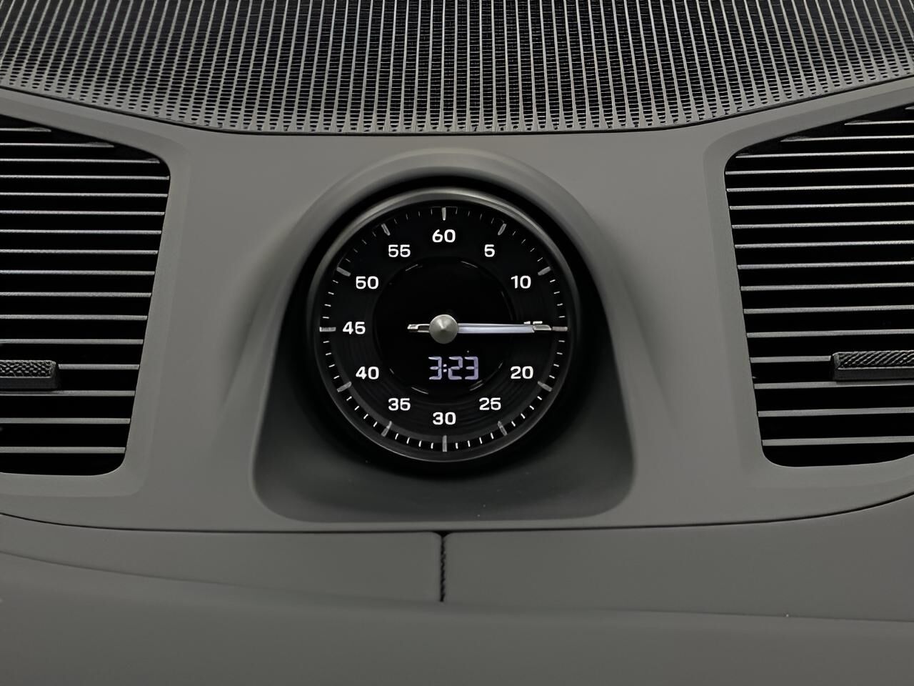 2025 Porsche Cayenne Appleton WI