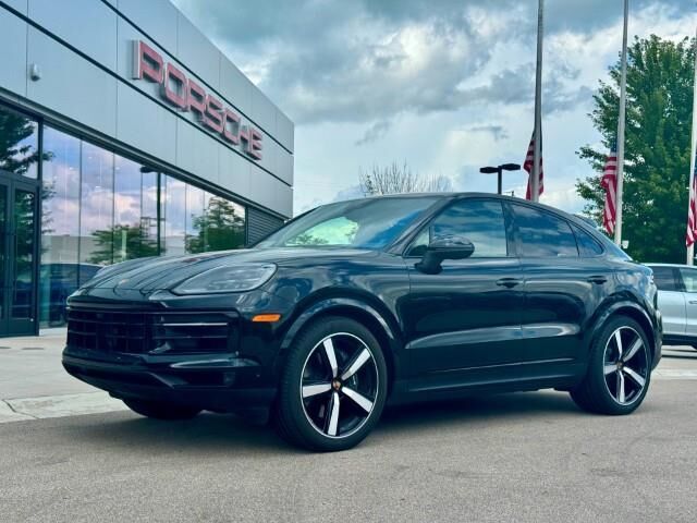 2025 Porsche Cayenne Appleton WI