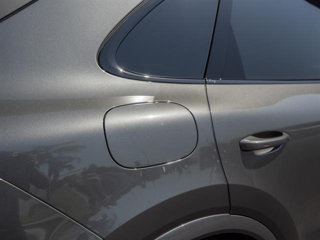 2025 Porsche Cayenne Bakersfield CA