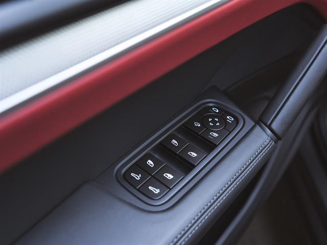 2025 Porsche Cayenne Bakersfield CA