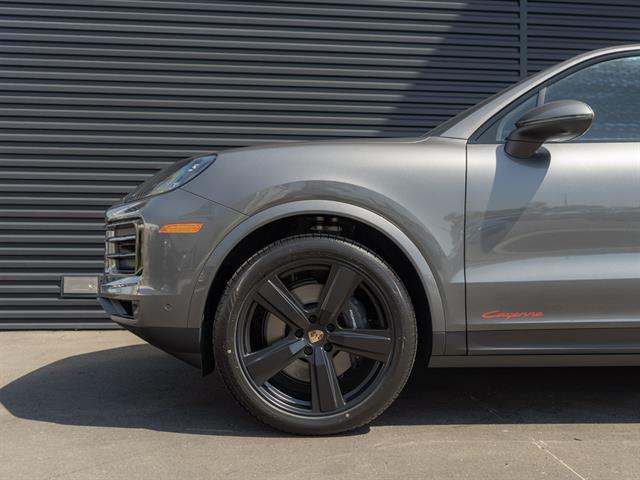 2025 Porsche Cayenne Bakersfield CA