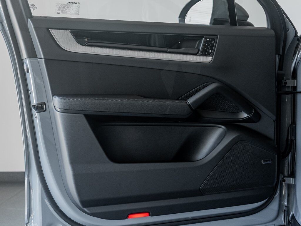 2025 Porsche Cayenne Colorado Springs CO