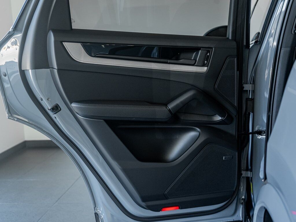 2025 Porsche Cayenne Colorado Springs CO