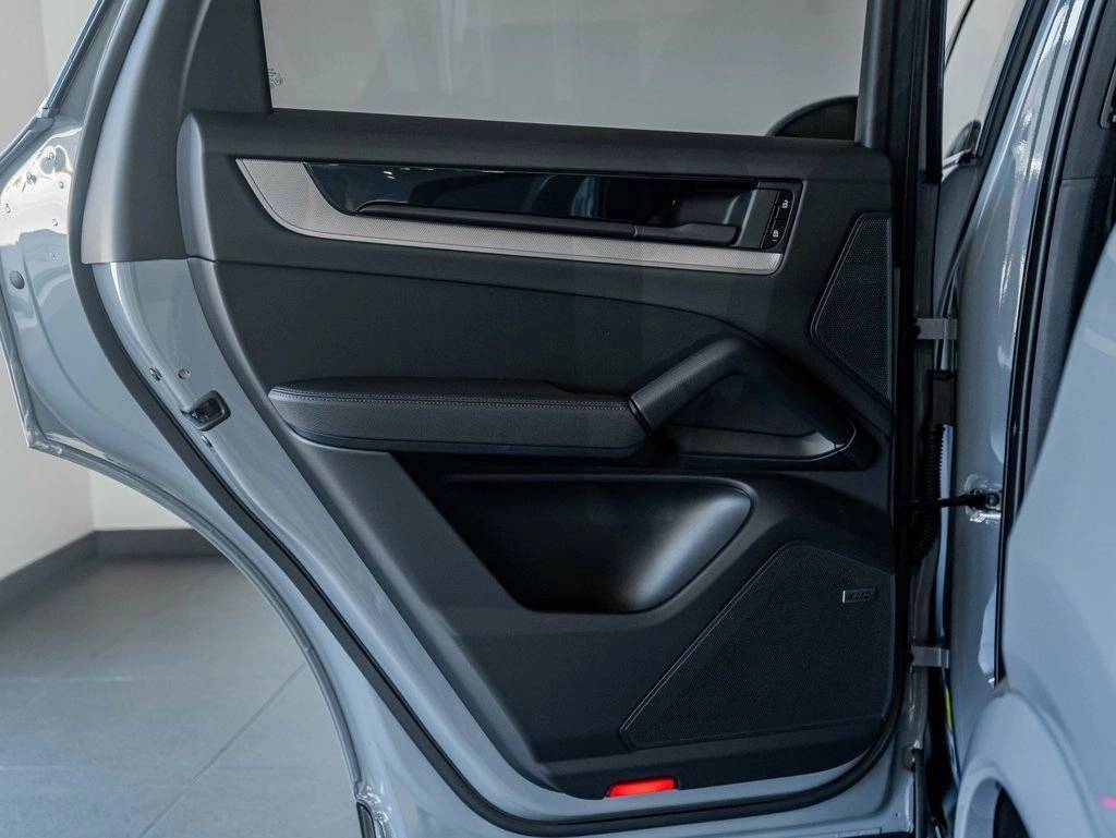 2025 Porsche Cayenne Colorado Springs CO