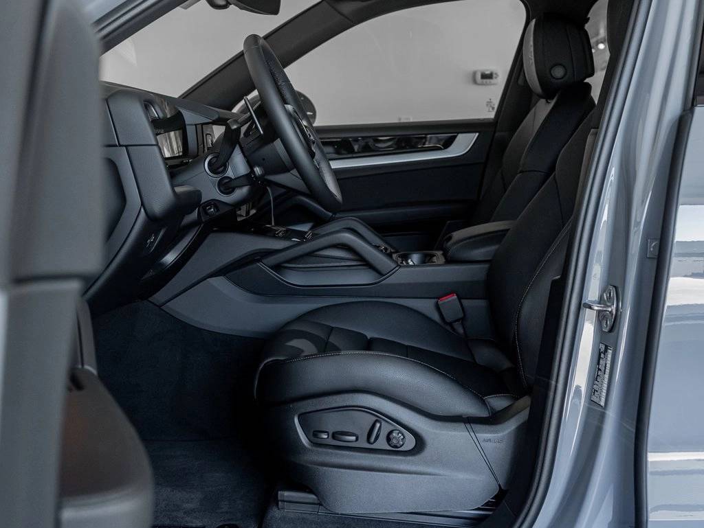 2025 Porsche Cayenne Colorado Springs CO