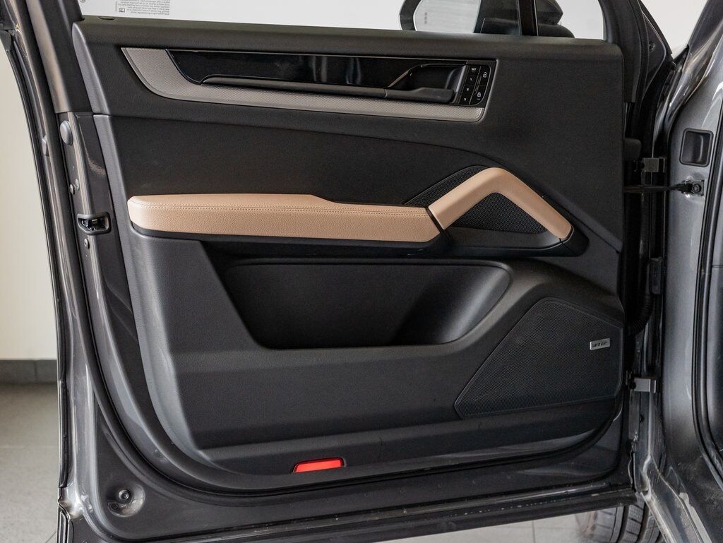 2025 Porsche Cayenne Colorado Springs CO