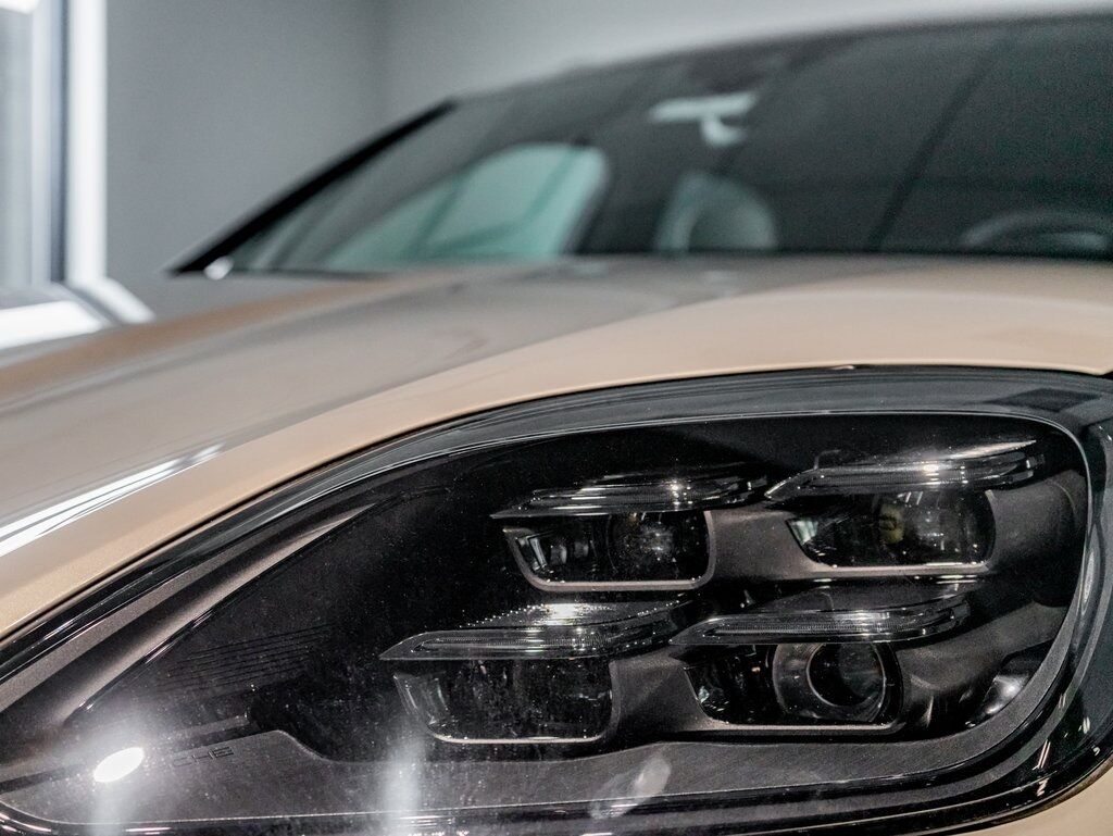 2025 Porsche Cayenne photo 29