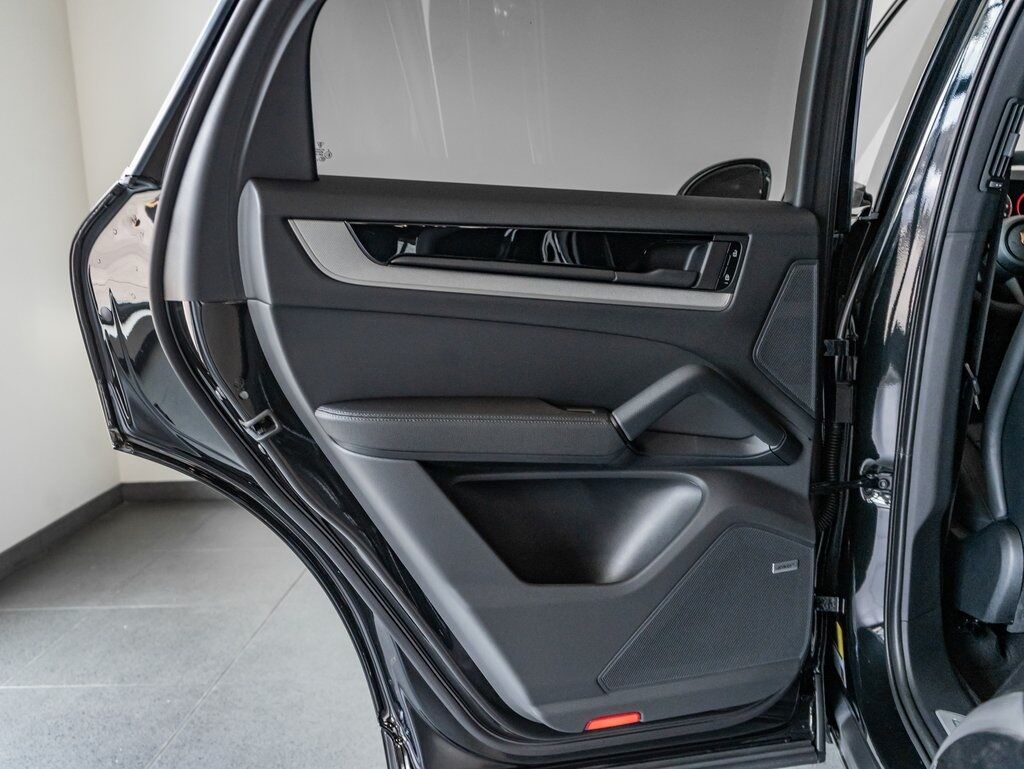 2025 Porsche Cayenne Colorado Springs CO