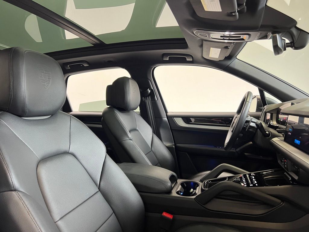 2025 Porsche Cayenne Indianapolis IN