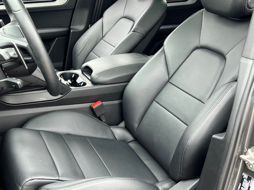 2025 Porsche Cayenne Indianapolis IN