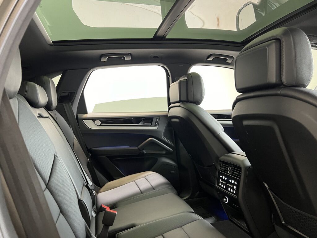 2025 Porsche Cayenne Indianapolis IN