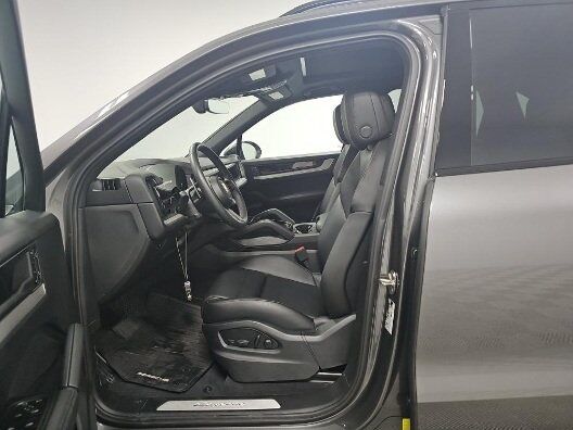2025 Porsche Cayenne Indianapolis IN
