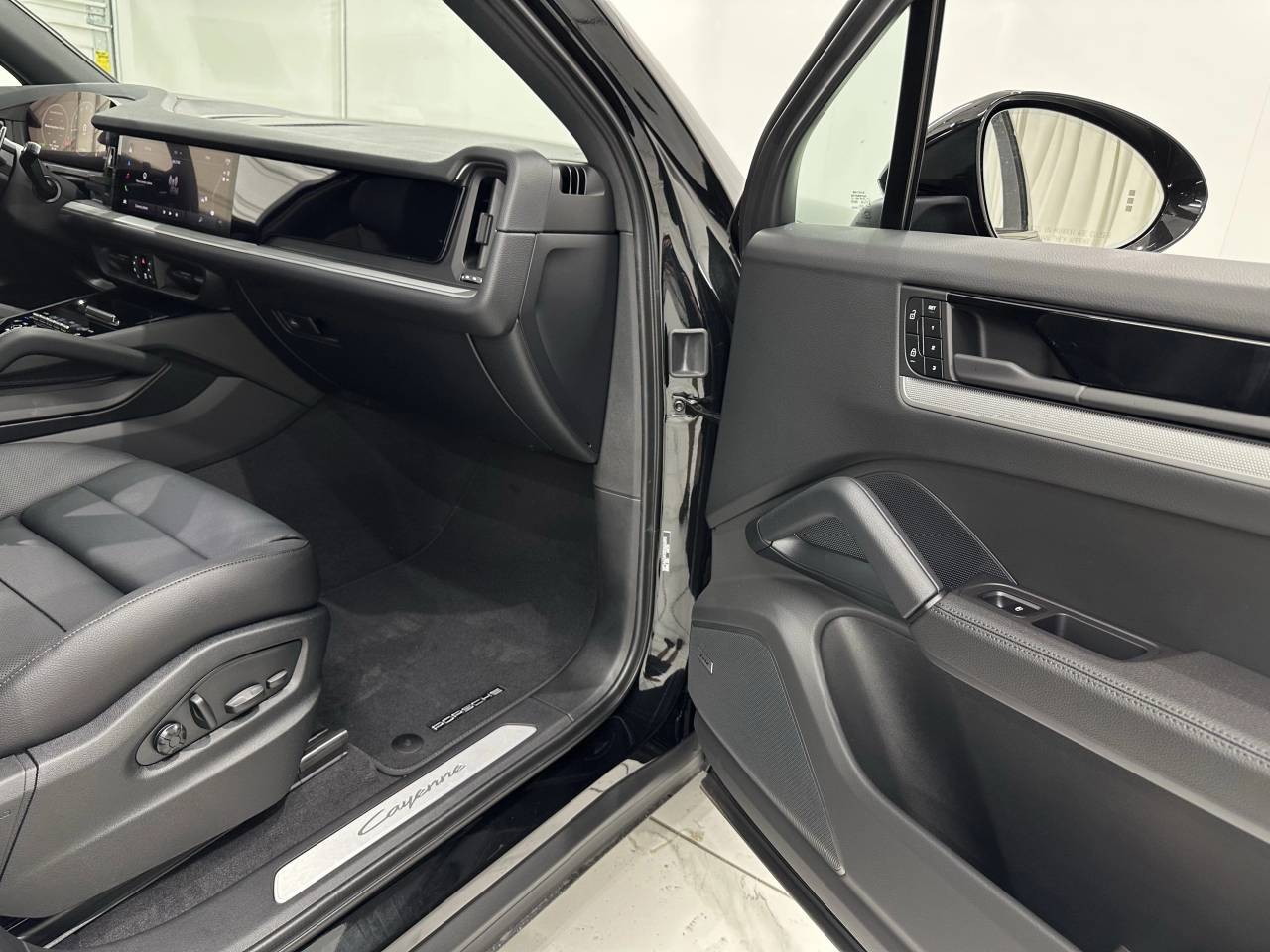 2025 Porsche Cayenne Newark DE