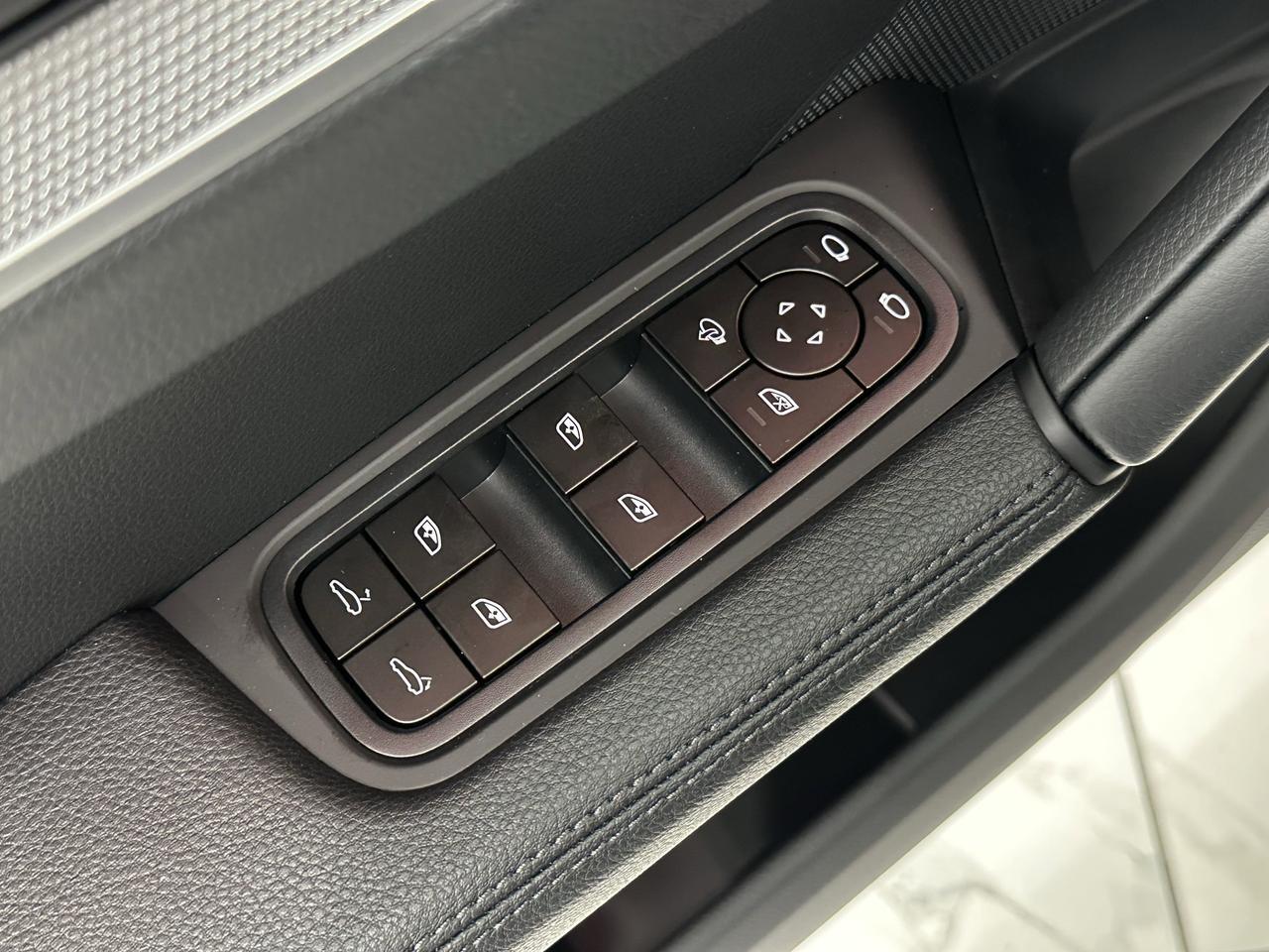 2025 Porsche Cayenne Newark DE