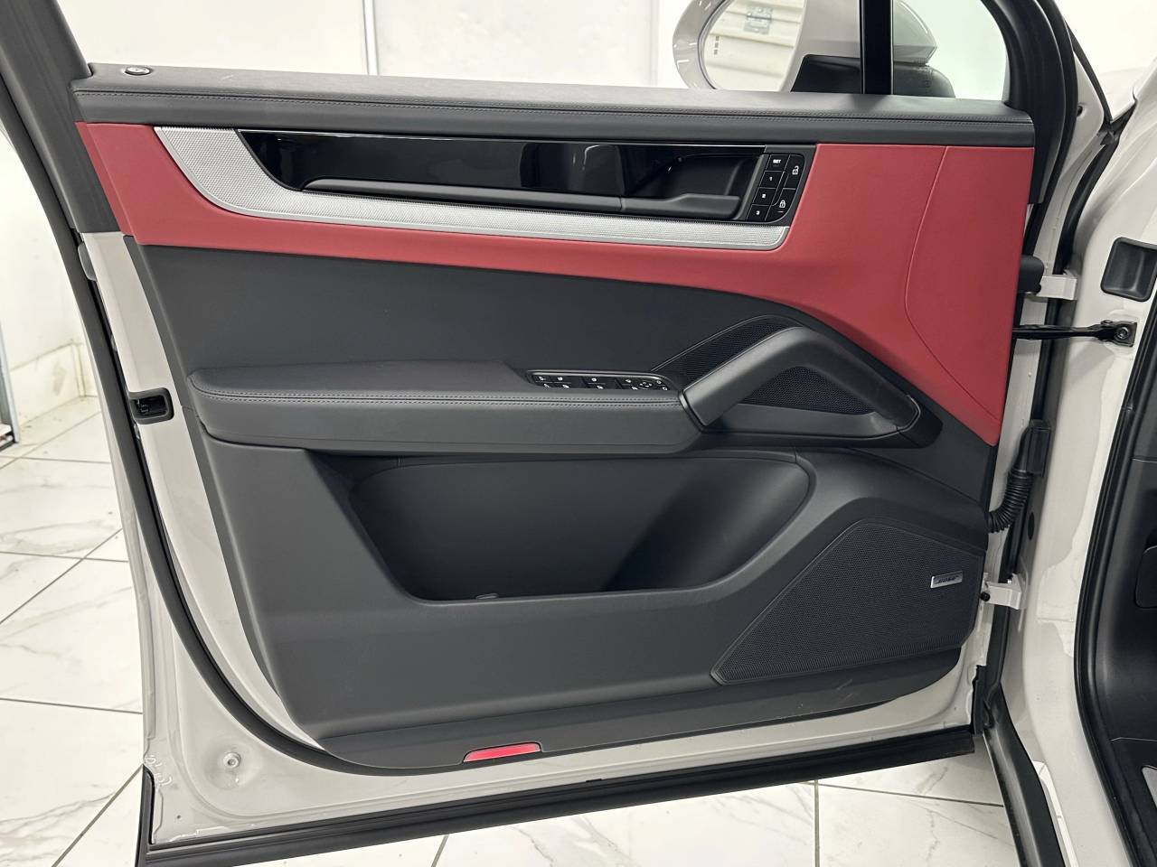 2025 Porsche Cayenne Newark DE