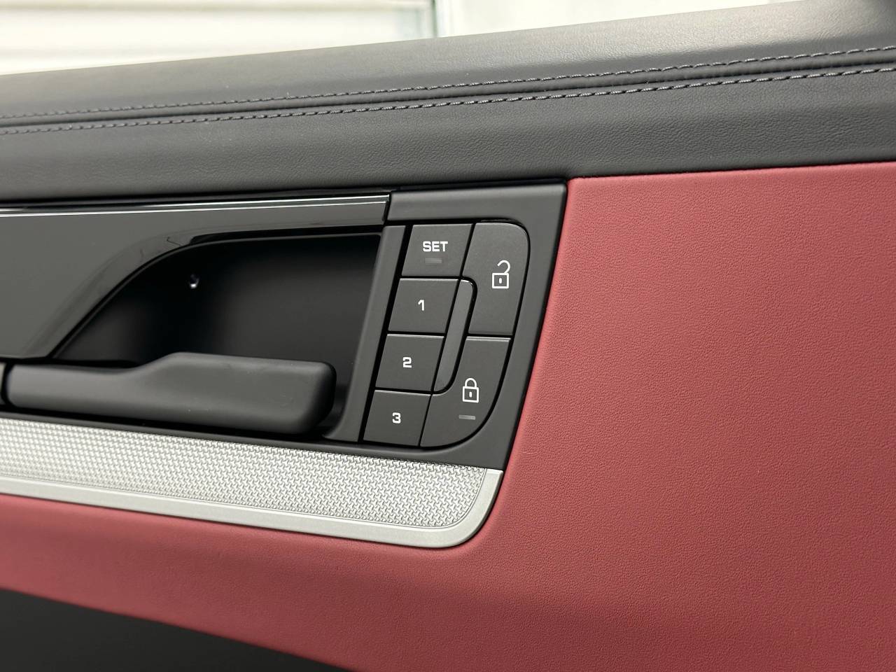 2025 Porsche Cayenne Newark DE