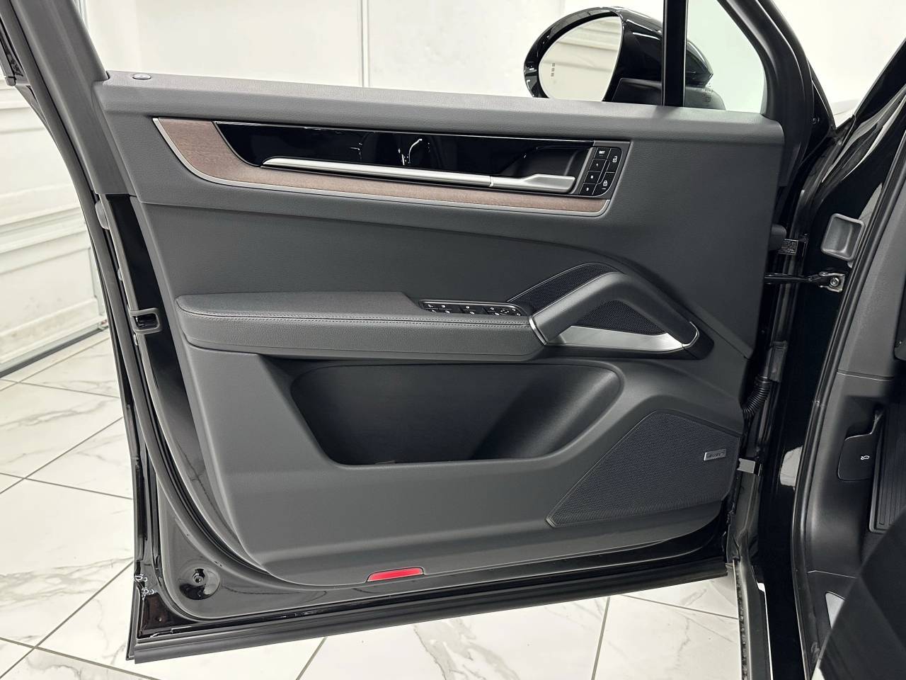 2025 Porsche Cayenne Newark DE