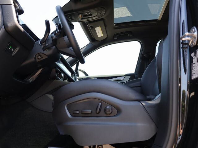2025 Porsche Cayenne  Oshkosh WI
